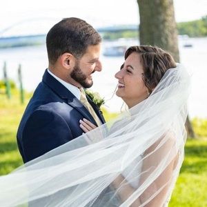 Meet your Posher, Luis